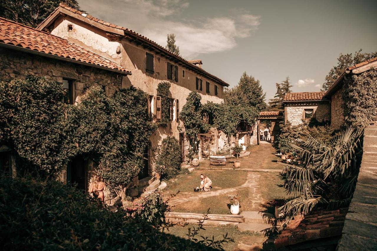 Mas Nouveau Chambres D'Hotes Genolhac Exterior foto